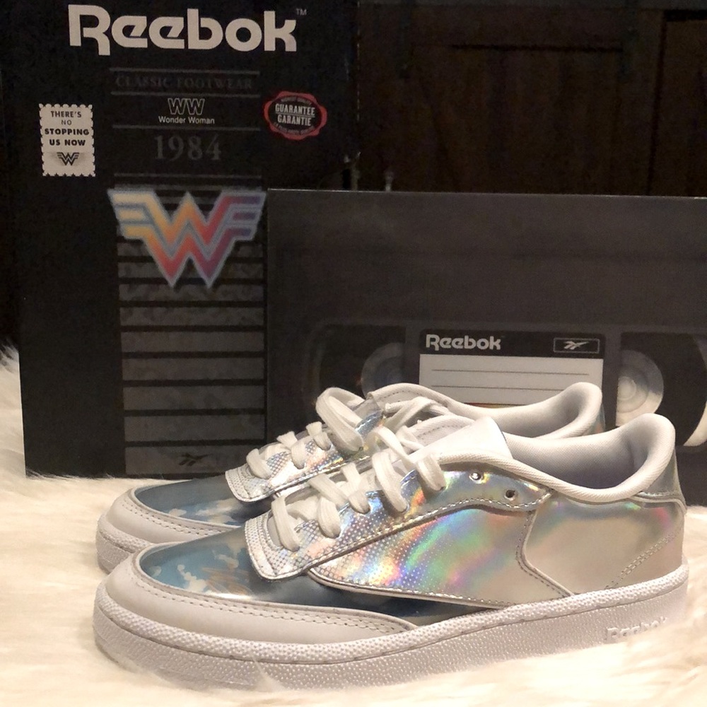 🆕Wonder Woman - Reebok Sneakers 🦸‍♀️